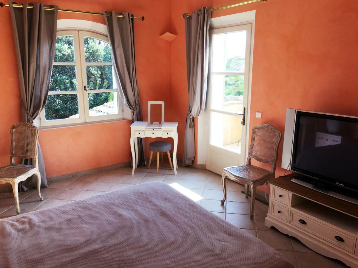 Bed and Breakfast Le Champmazet La Roquette-sur-Siagne Exterior foto